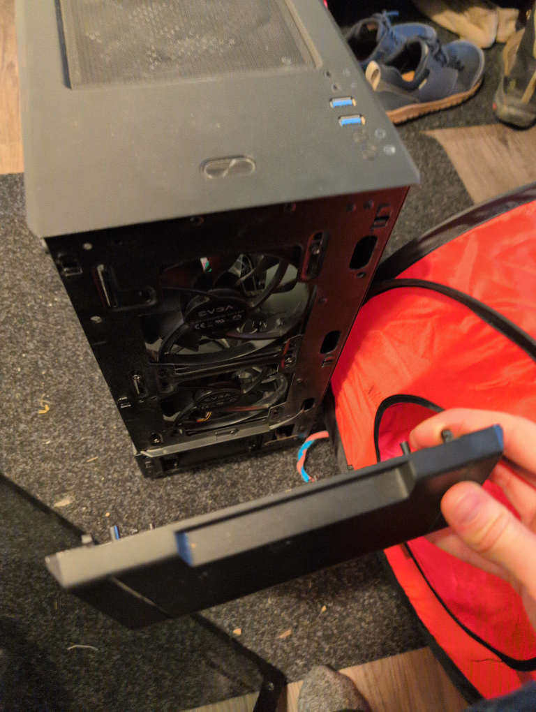 Gaming Computer Case - photo 5