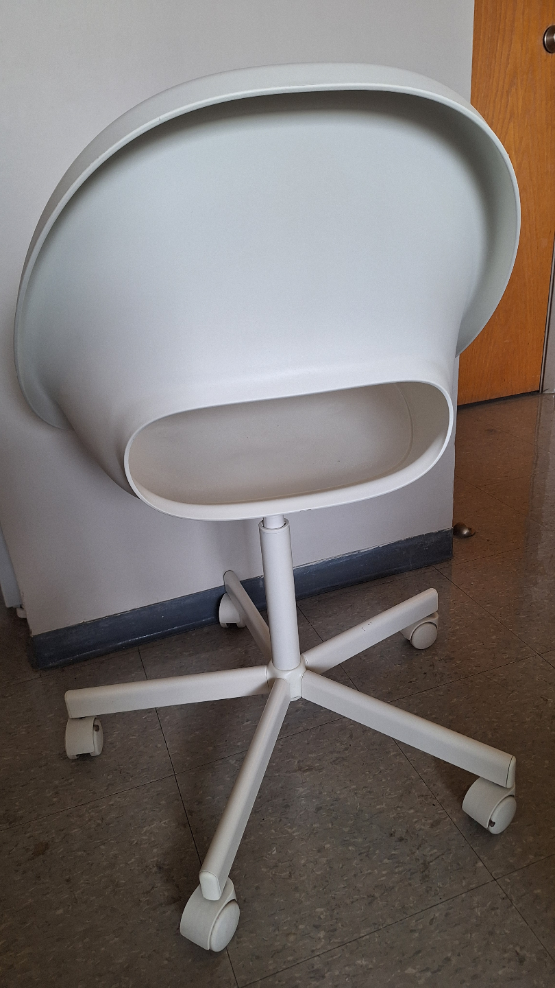 IKEA White Plastic Swivel Chair with Wheels #Laurier - photo 2