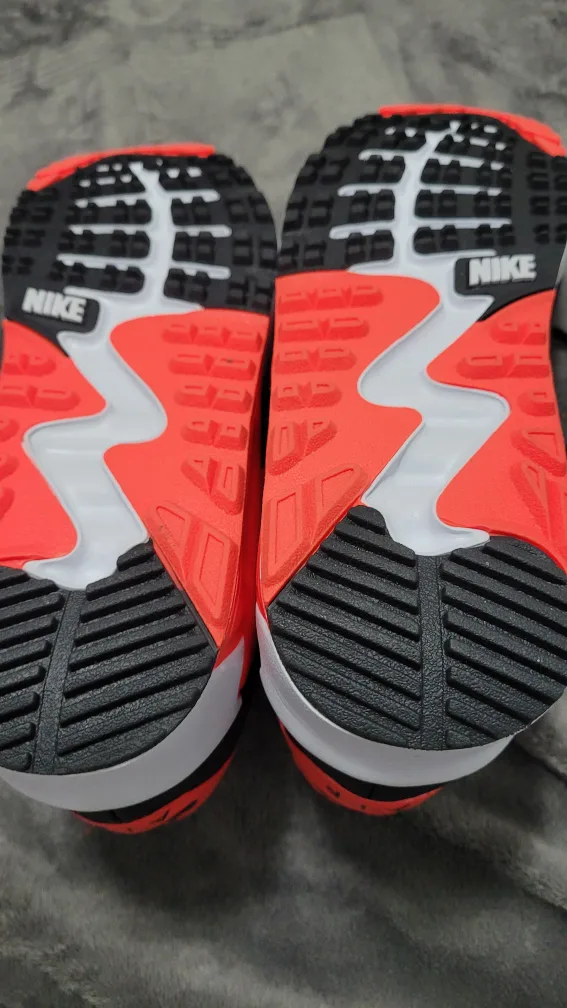 Nike Air Max 90 GOLF SHOES SIZE 10 BRAND NEW IN BOX. image indicator(6)