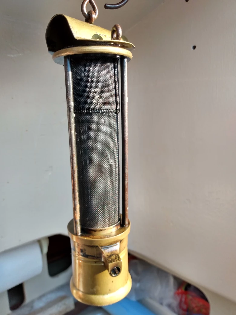Miner's lamp