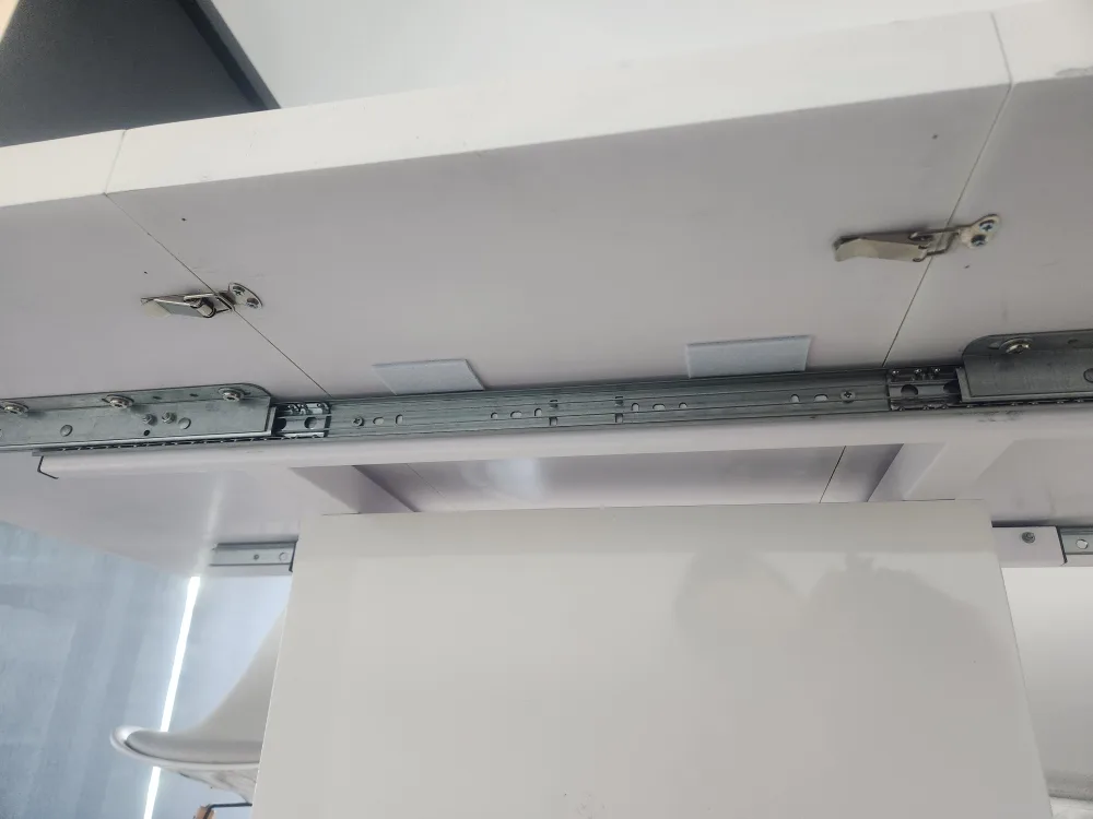 White Extendable Table (no chairs) image indicator(7)