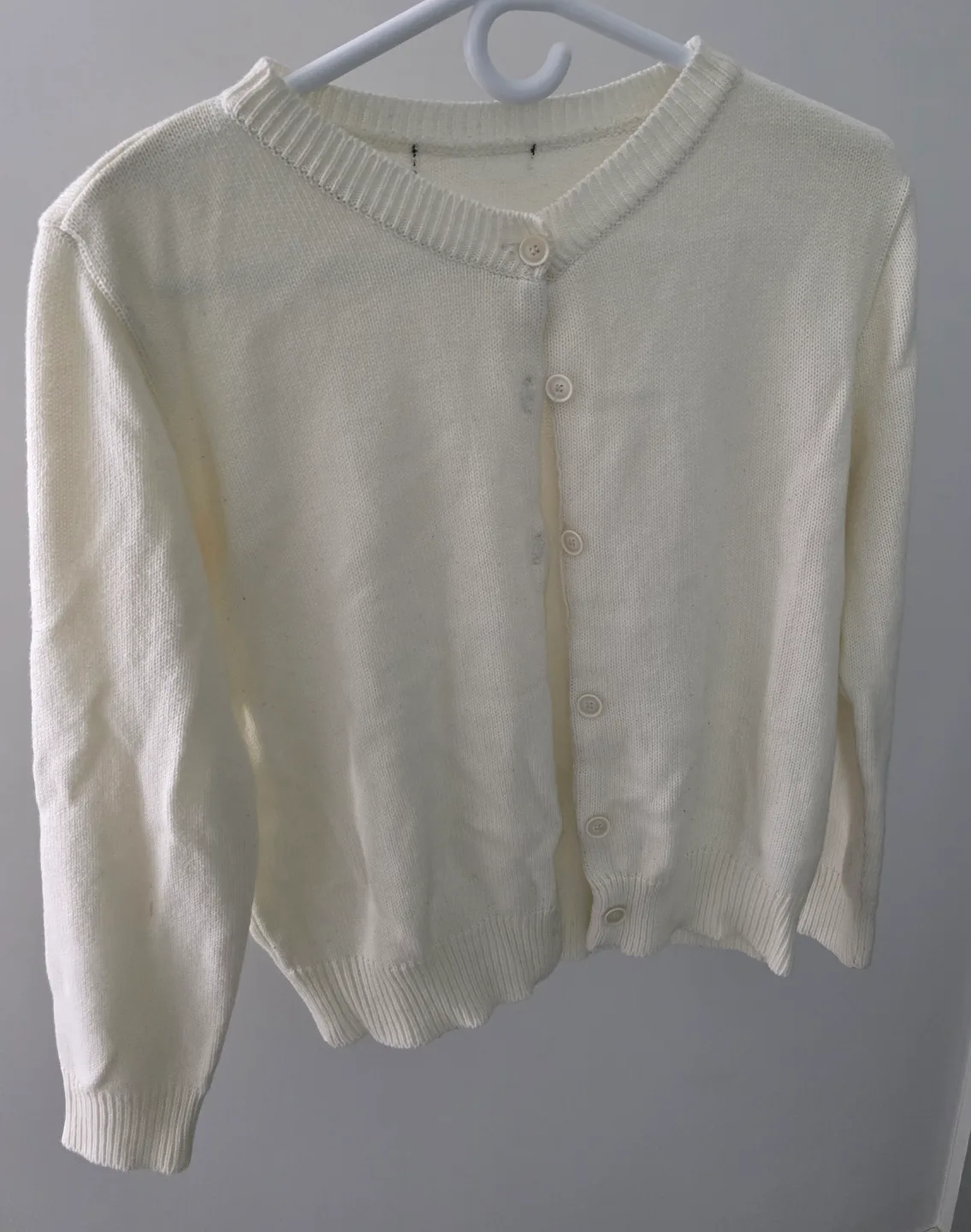 Cream-coloured Cardigan Sweater thumbnail