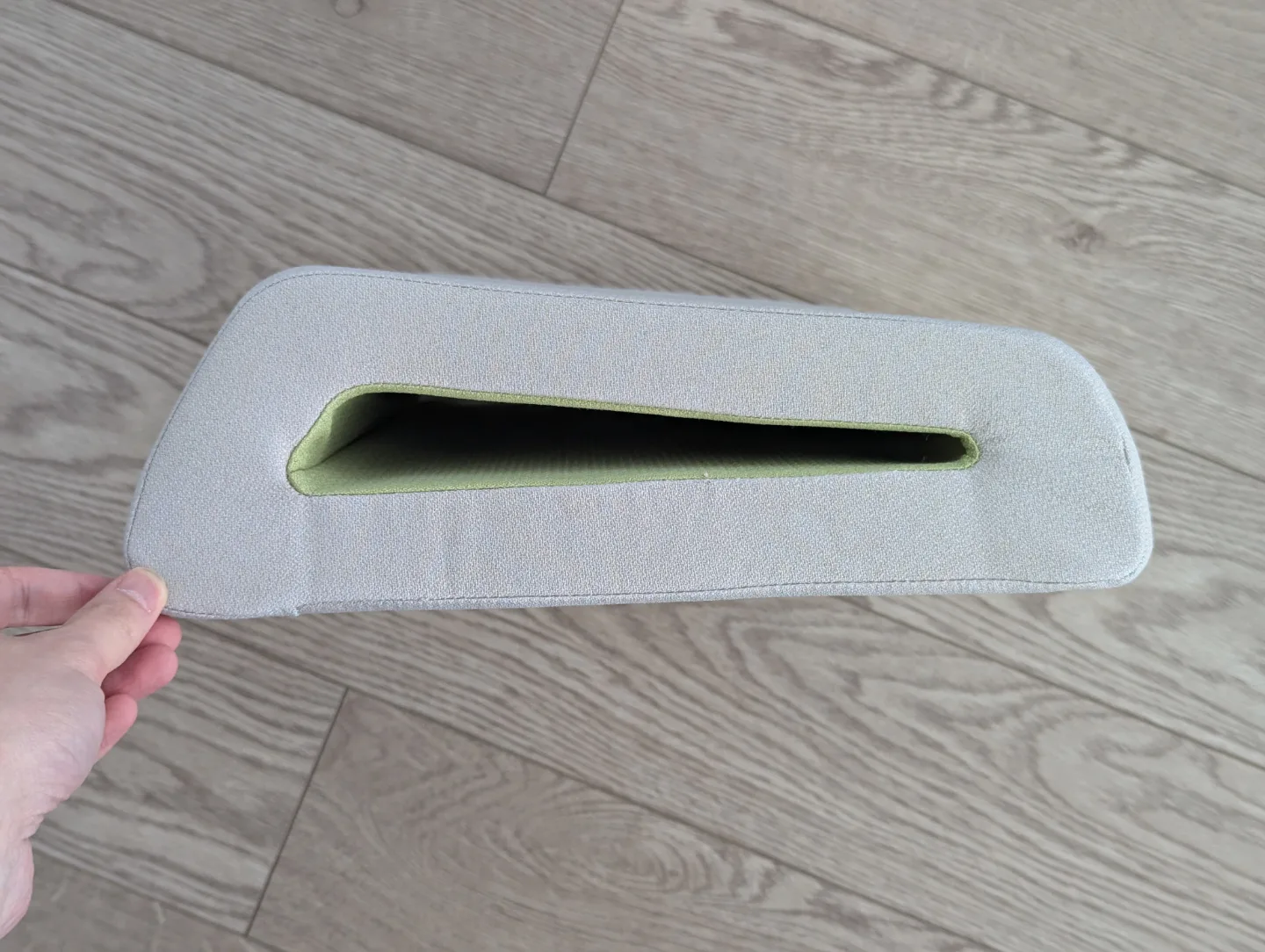 BELKIN CushTop Laptop Stand/Pillow image indicator(2)