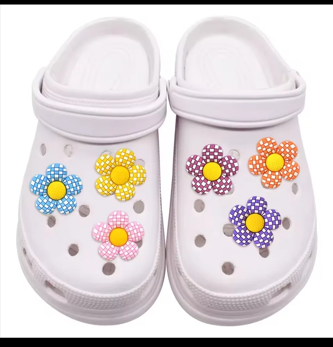 Checkered Flower XL Charm image indicator(5)