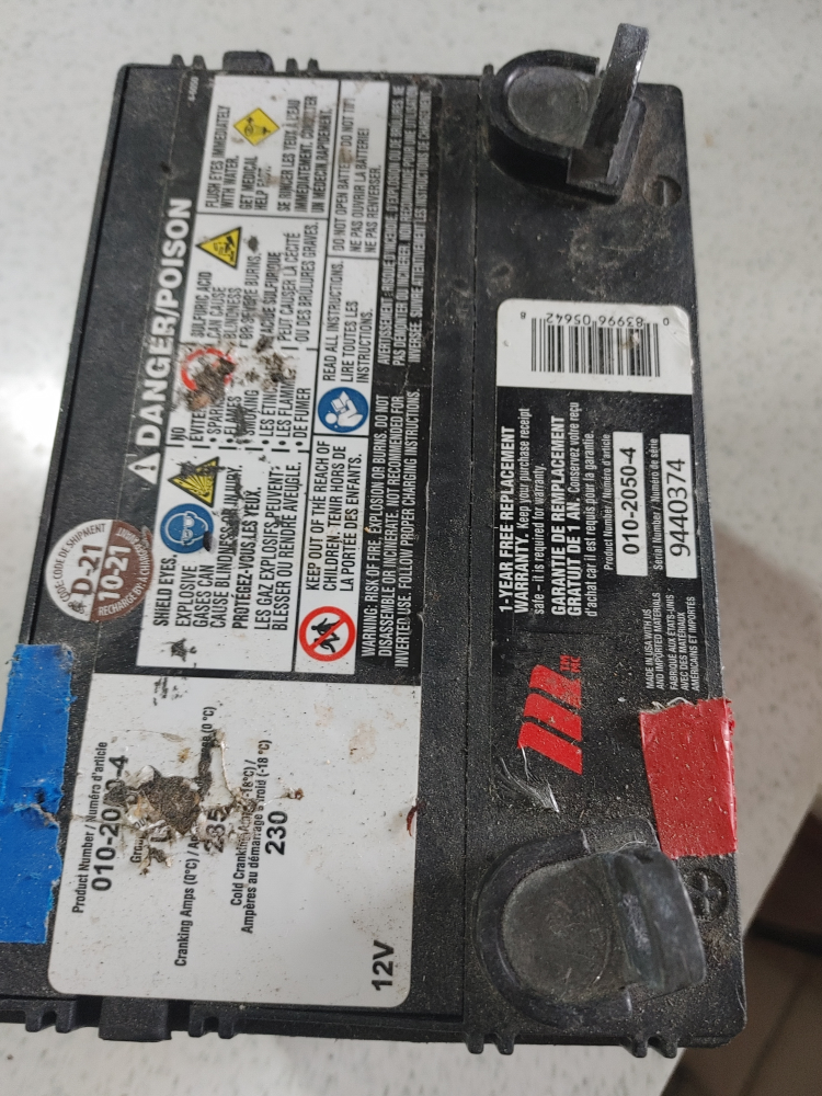 12 Volt lead acid battery