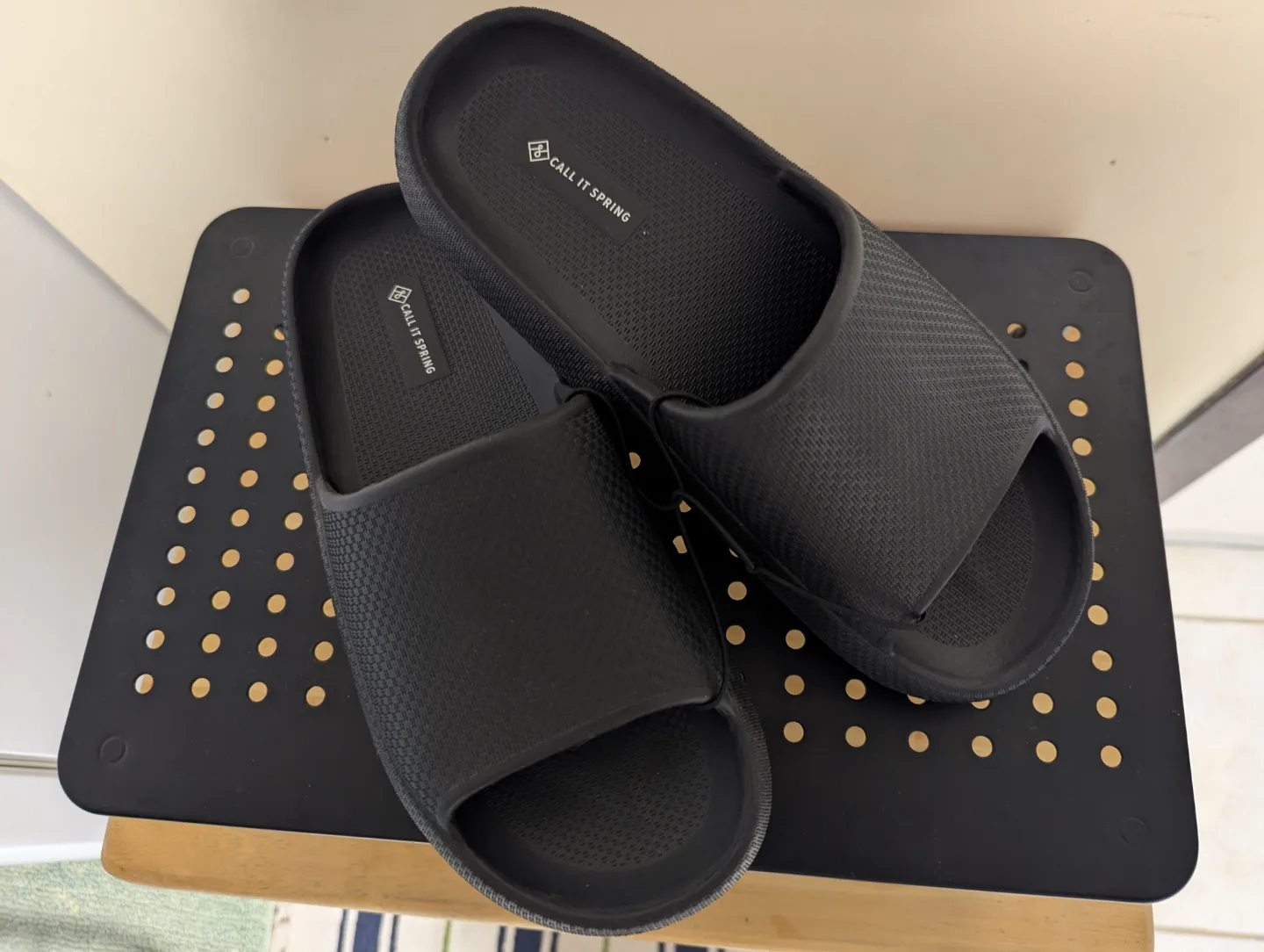 Slip On Sandals/Slides ~ *NEW* image indicator(2)