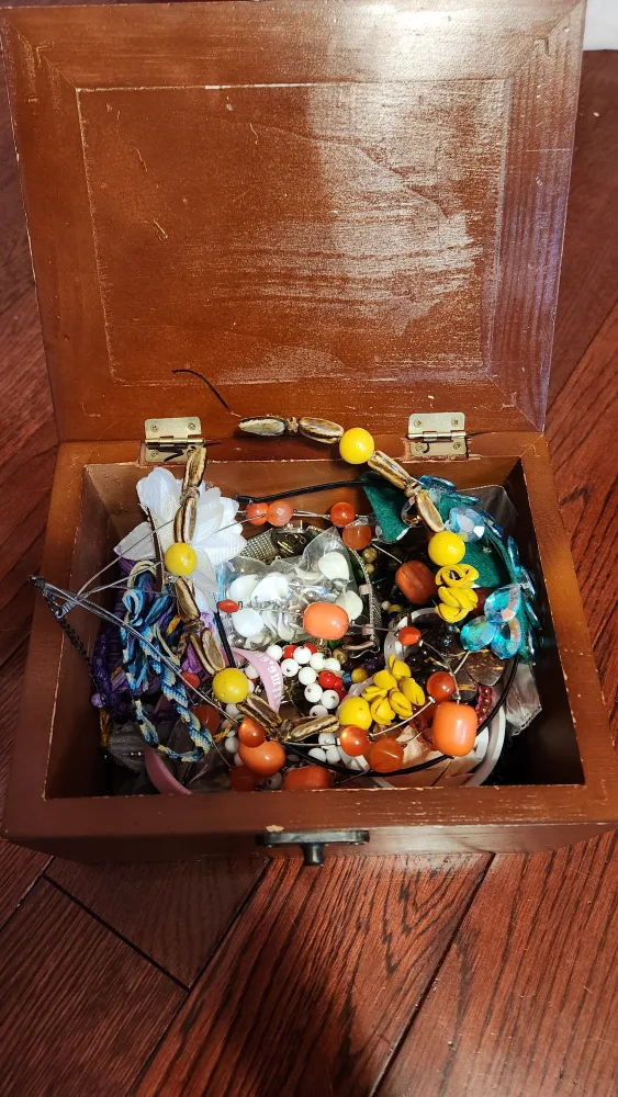 Wooden Jewellery Box with Assorted Jewellery thumbnail