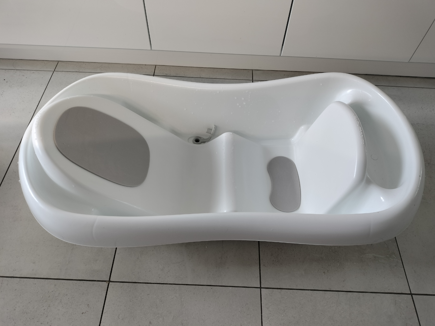 First Years Comfort Baby Bath Tub - photo 2