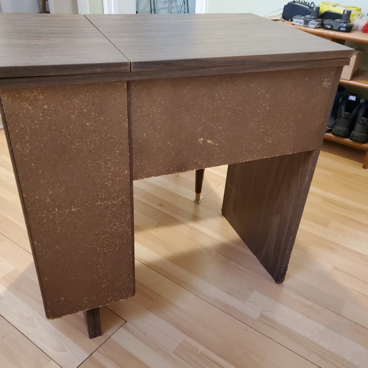 small desk and stool - photo 3