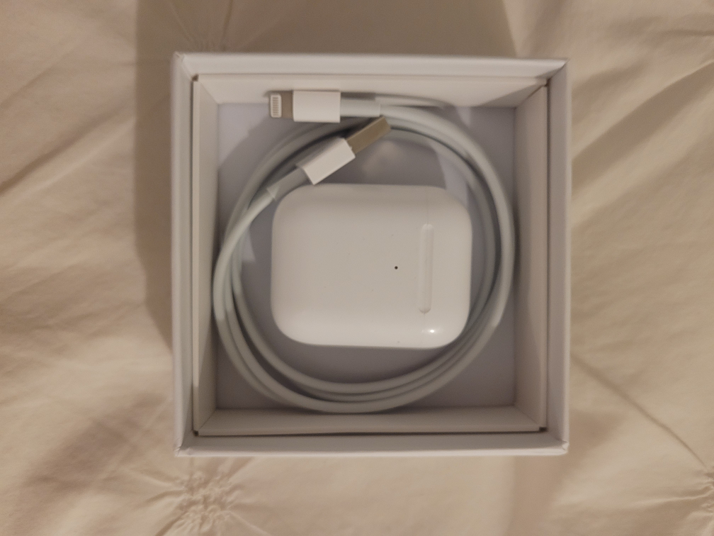 2nd generation AirPods - photo 3