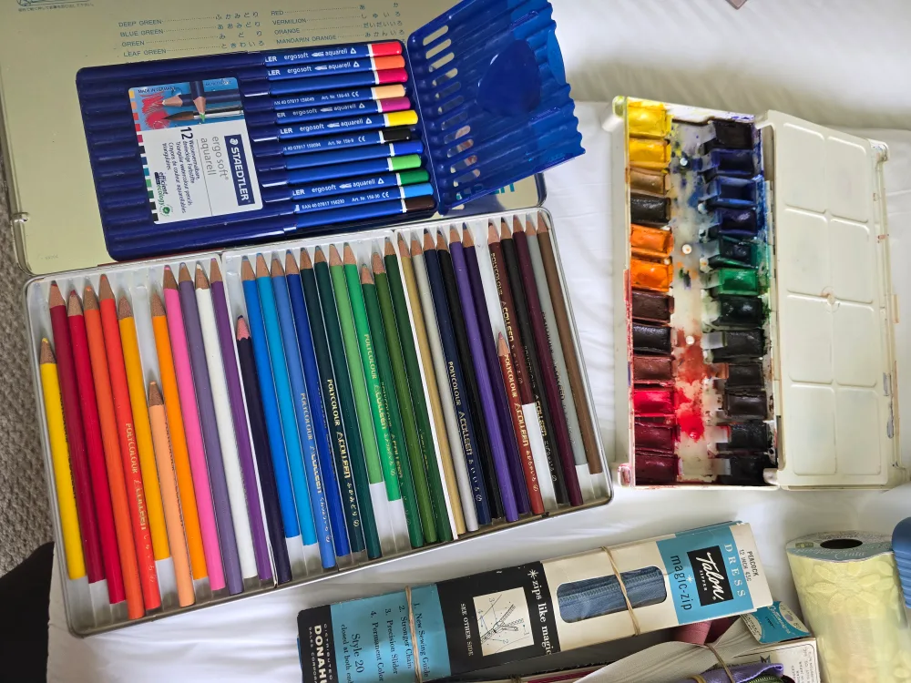 💚♻️Craft Supplies Bundle - Christmas & More! image indicator(7)