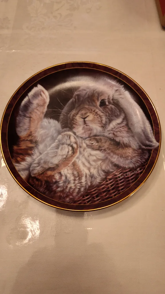 Bradford Exchange Bunny Tales Plate - Footloose image indicator(4)