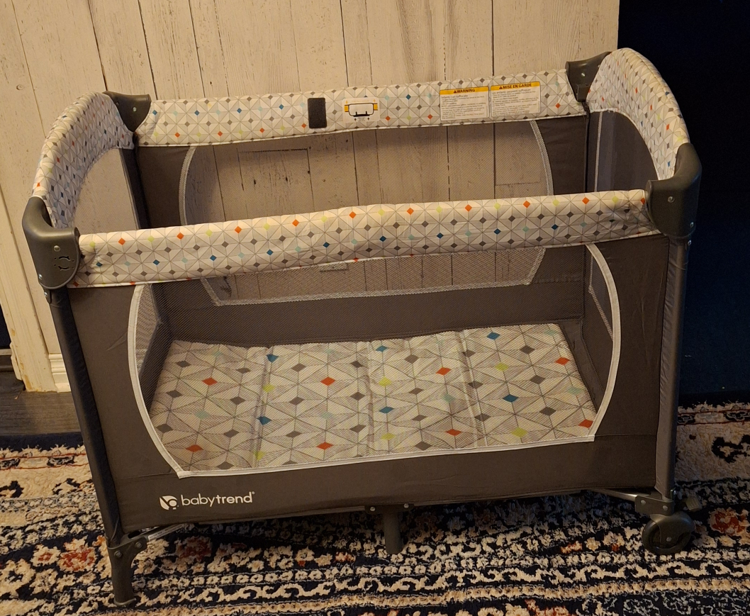 BabyTrend Playard
