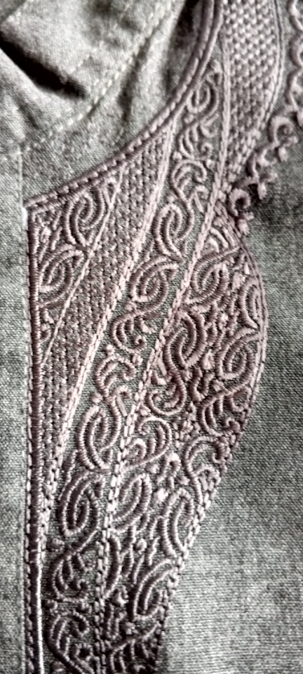 Boys' Grey Kurta Pajama Set with Embroidery - photo 2
