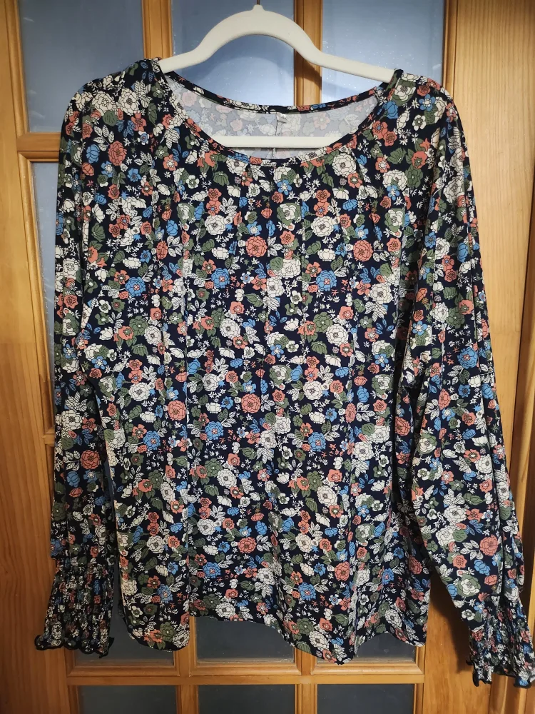 Women's Floral Long Sleeve Blouse - Size XL thumbnail