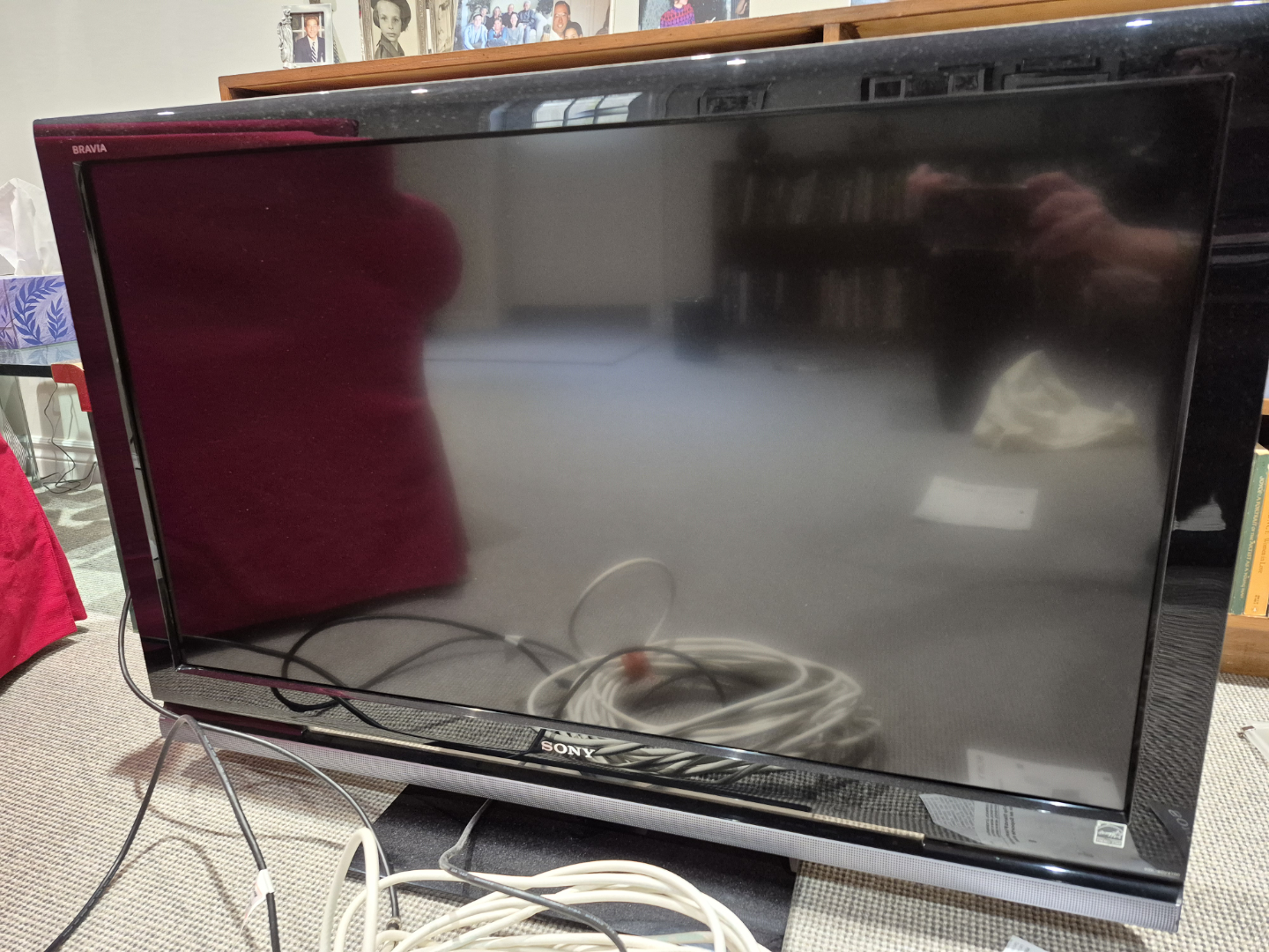 Sony Bravia KDL-40V4100 LCD HDTV