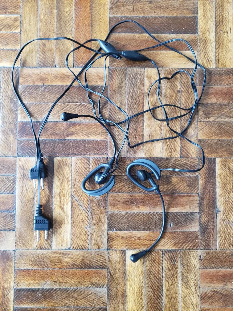 Midland GXT Two-Way Radios with Headset image indicator(2)