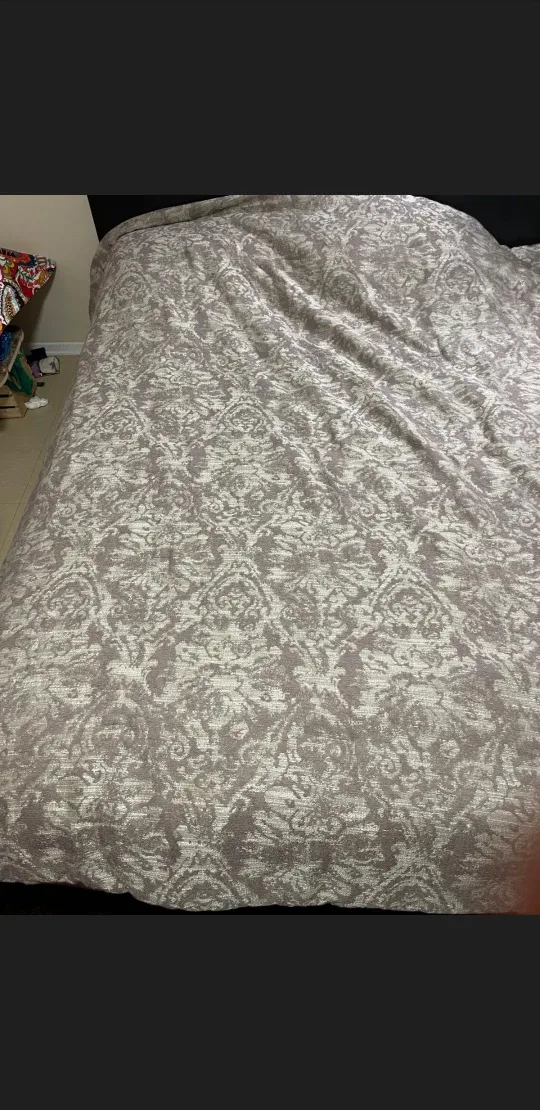 New Queen Purple/Silver Quilted Duvet image indicator(3)