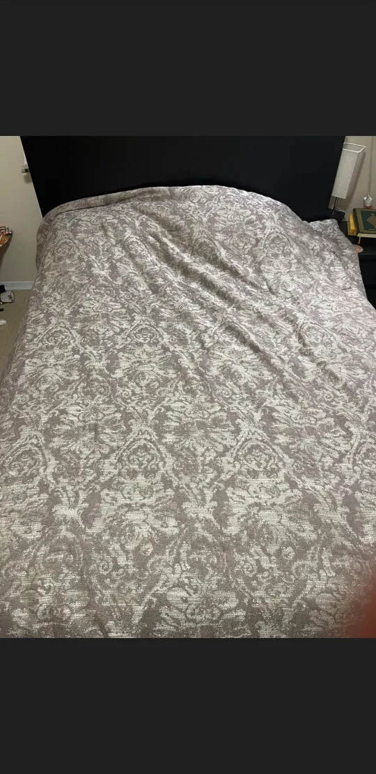 New Queen Purple/Silver Quilted Duvet image indicator(4)