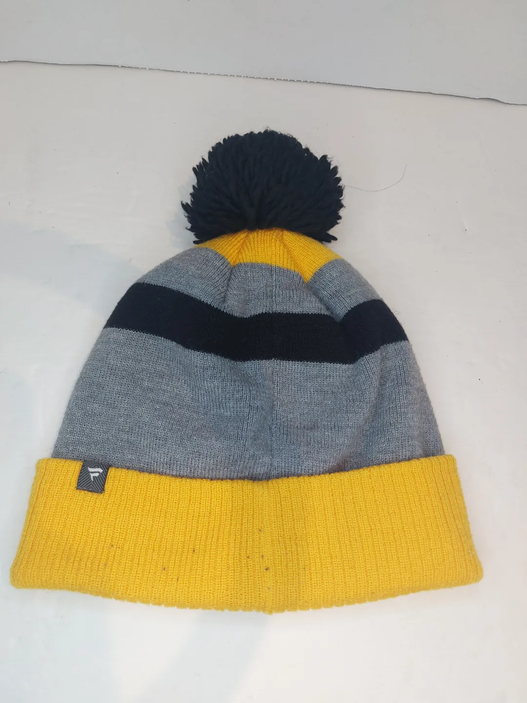 Pittsburgh Penguins Knit Pom Beanie image indicator(2)