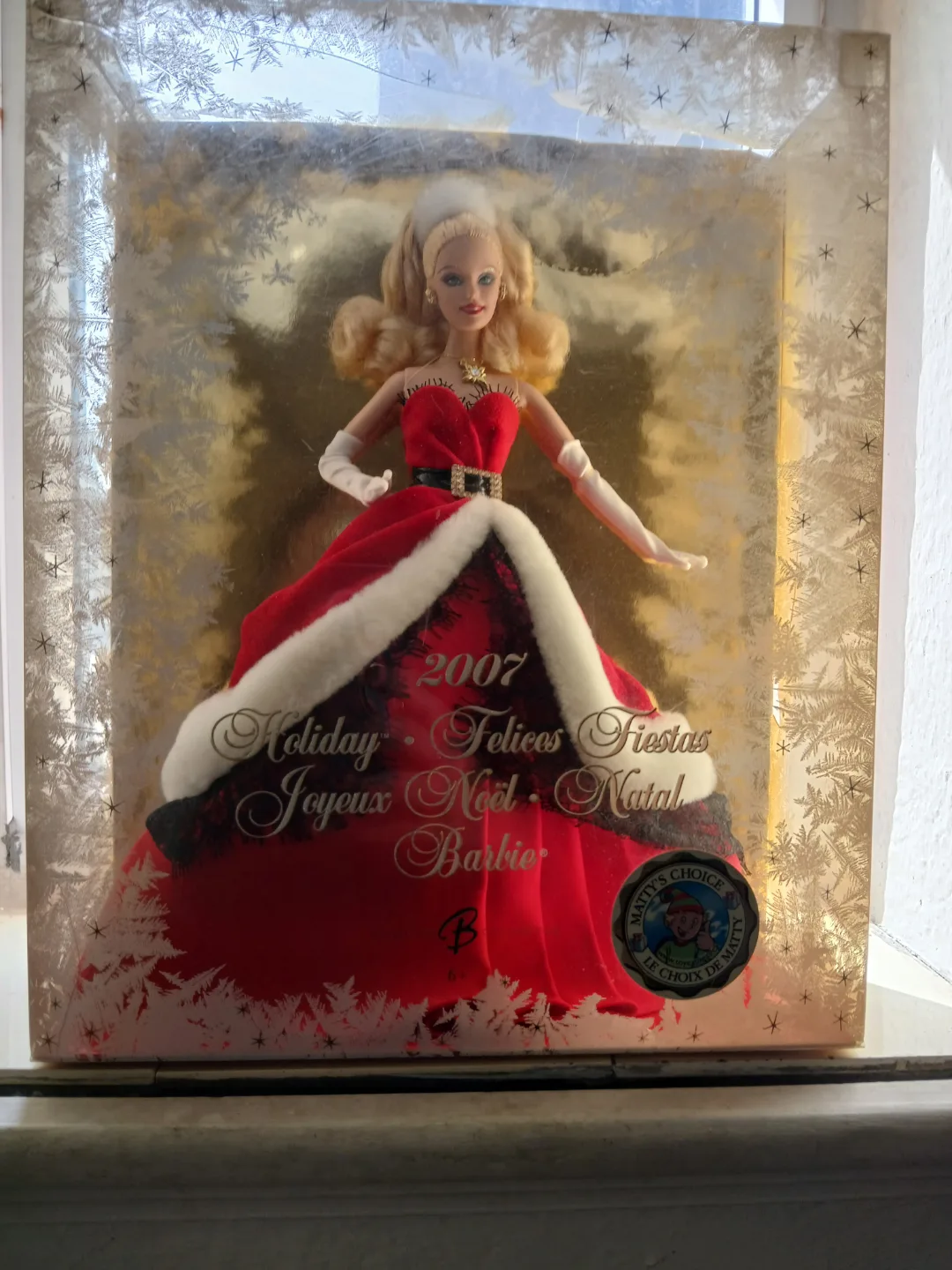 2007 & 2009 Barbie Holiday Collector Dolls (damaged boxes) thumbnail