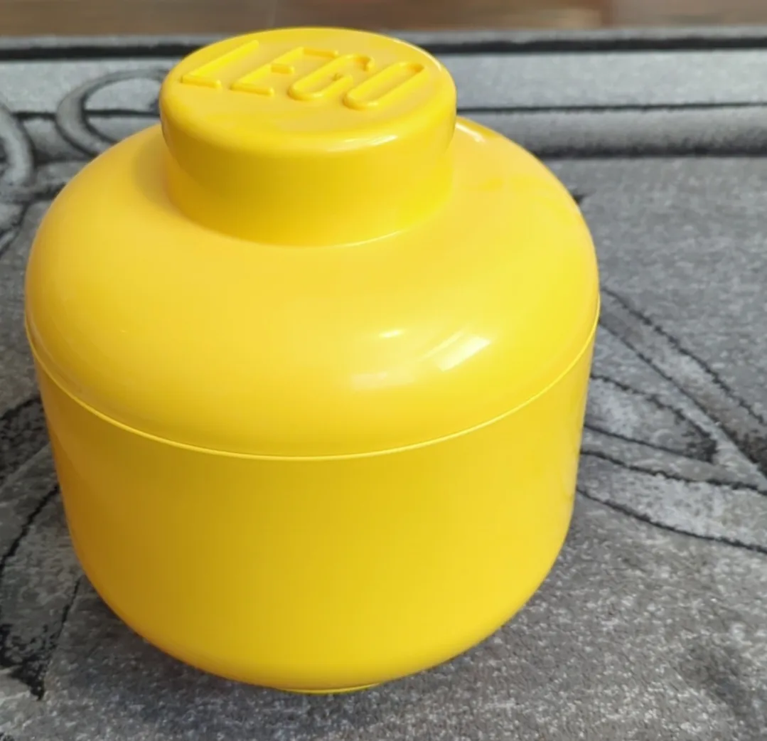 LEGO Yellow Minifigure Head Storage Container image indicator(5)