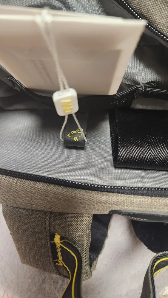 [Brand new]Mandarina Duck Backpack - Grey image indicator(4)