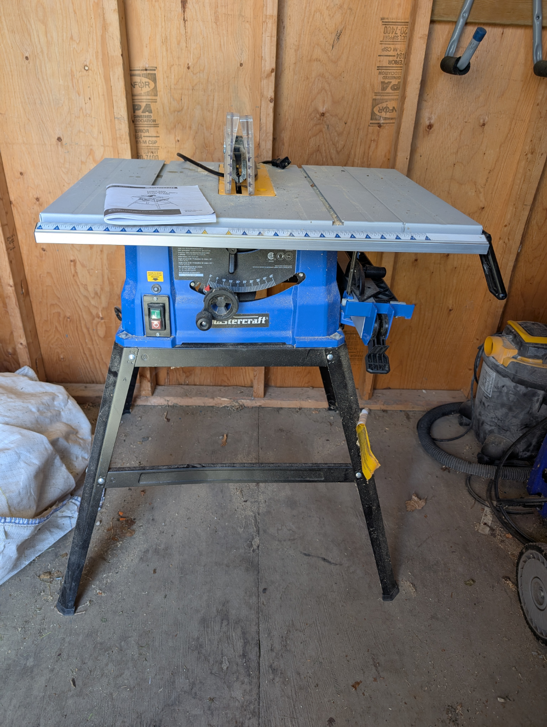 Mastercraft Table Saw with Steel Stand