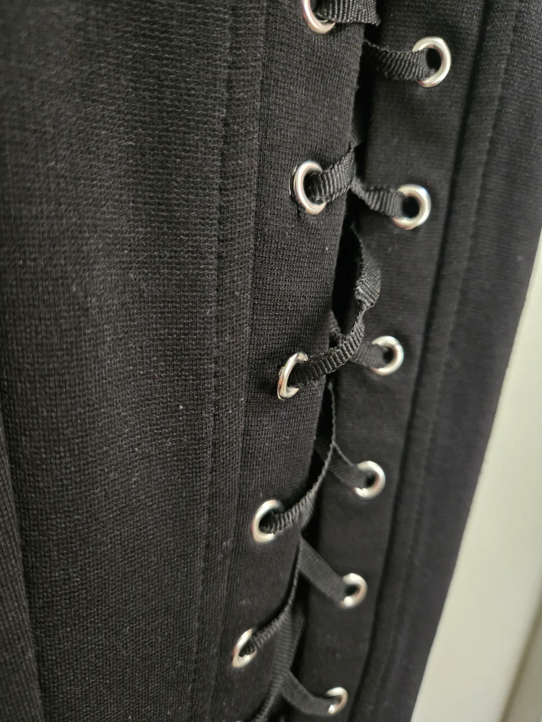 BOTH leggings for $4 image indicator(4)