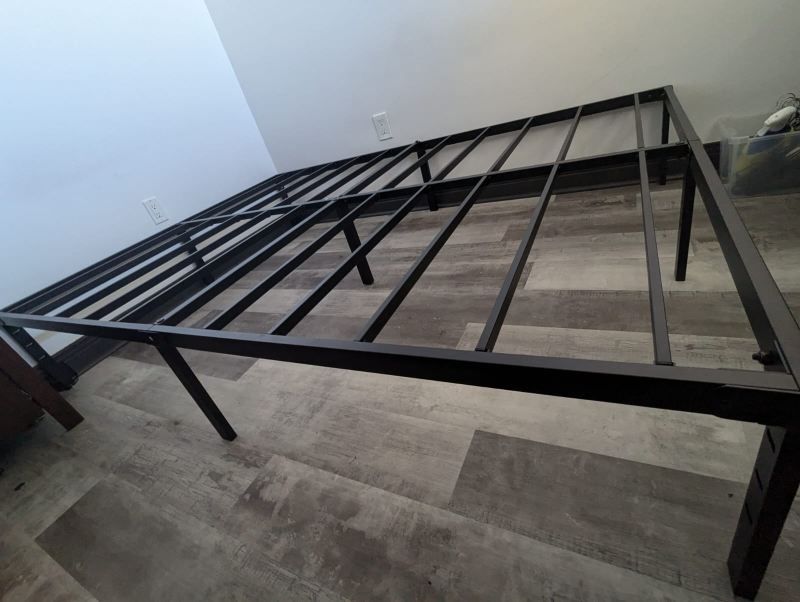 Queen Metal Bed Frame - photo 3