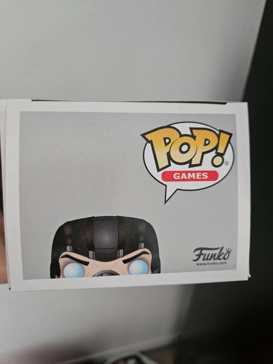 funko pop sub zero Chase (251) image indicator(2)