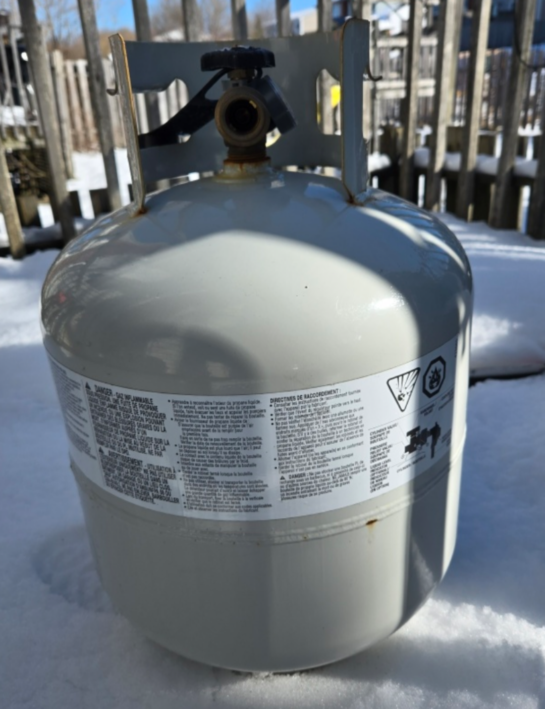 20lb propane tank
