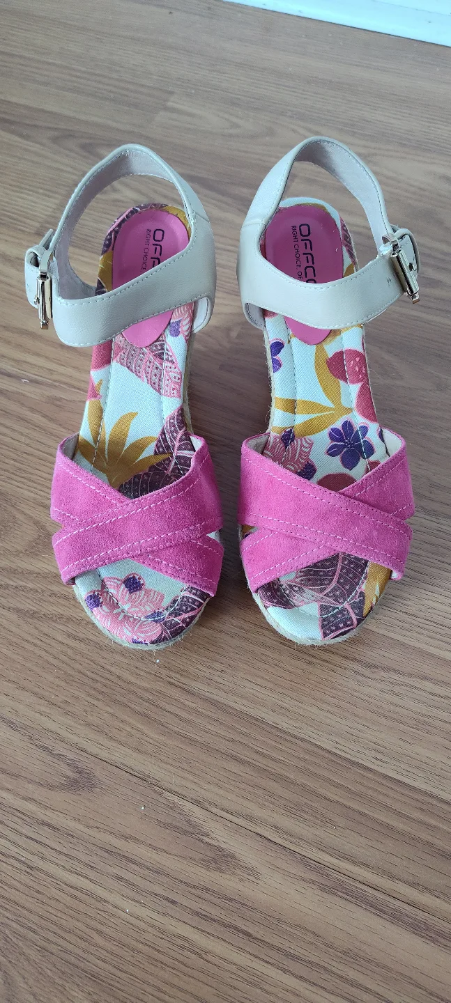 Women's Floral Wedge Sandals image indicator(5)