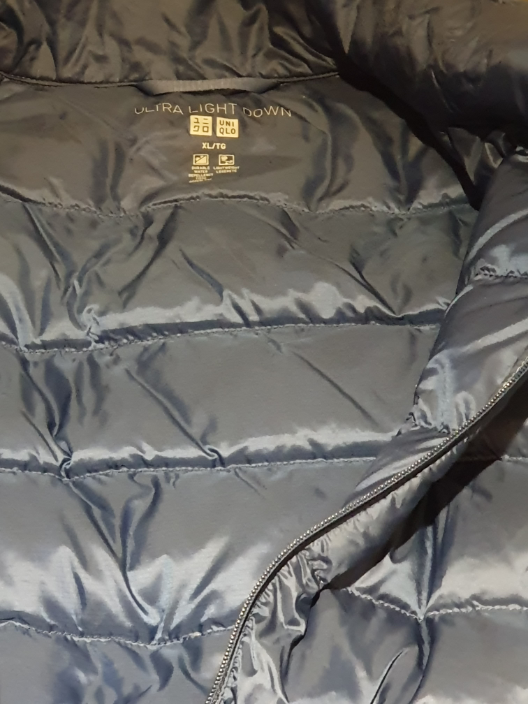 Uniqlo Ultra Light Down Vest - Men's XL - photo 3