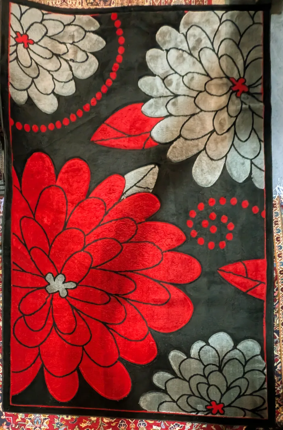 Red and Grey Floral Area Rug image indicator(2)