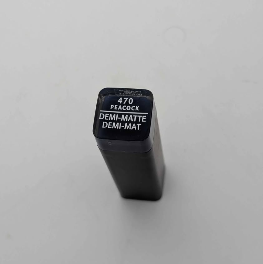 COVERGIRL Peacock 470 Demi-Matte Lipstick - photo 3