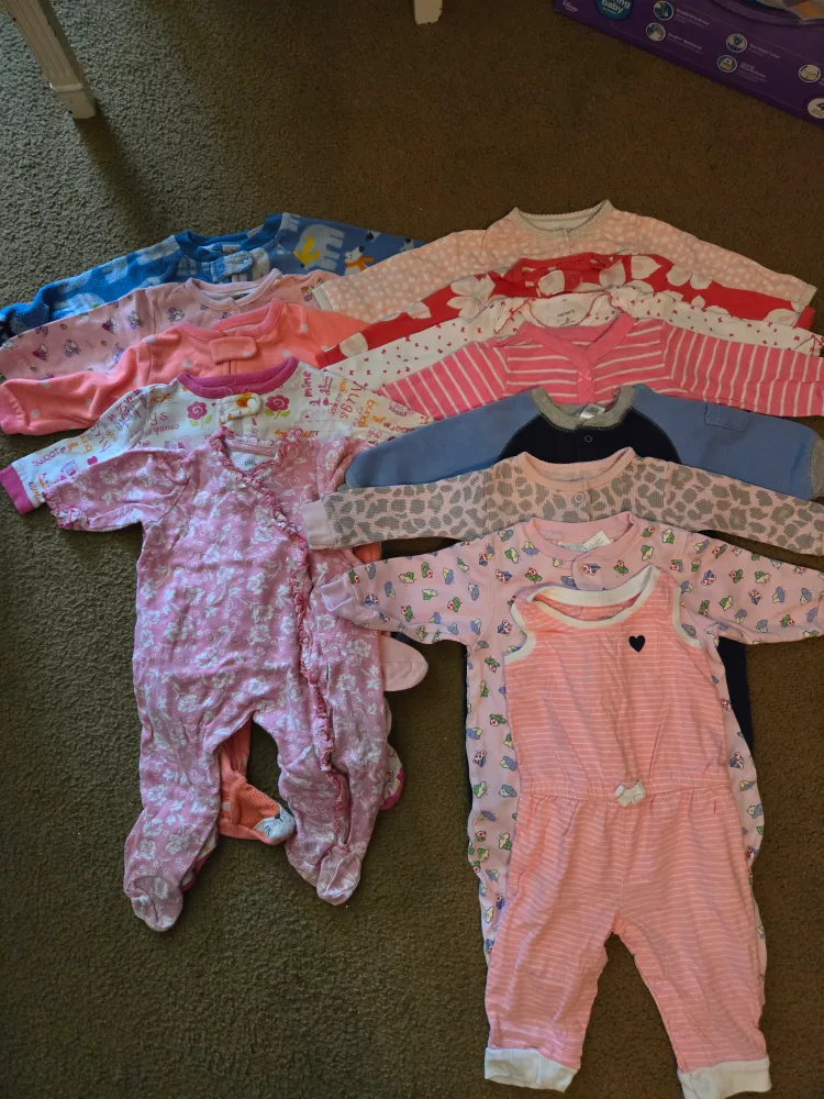 Baby Girl Clothes Bundle - 6 Months image indicator(4)