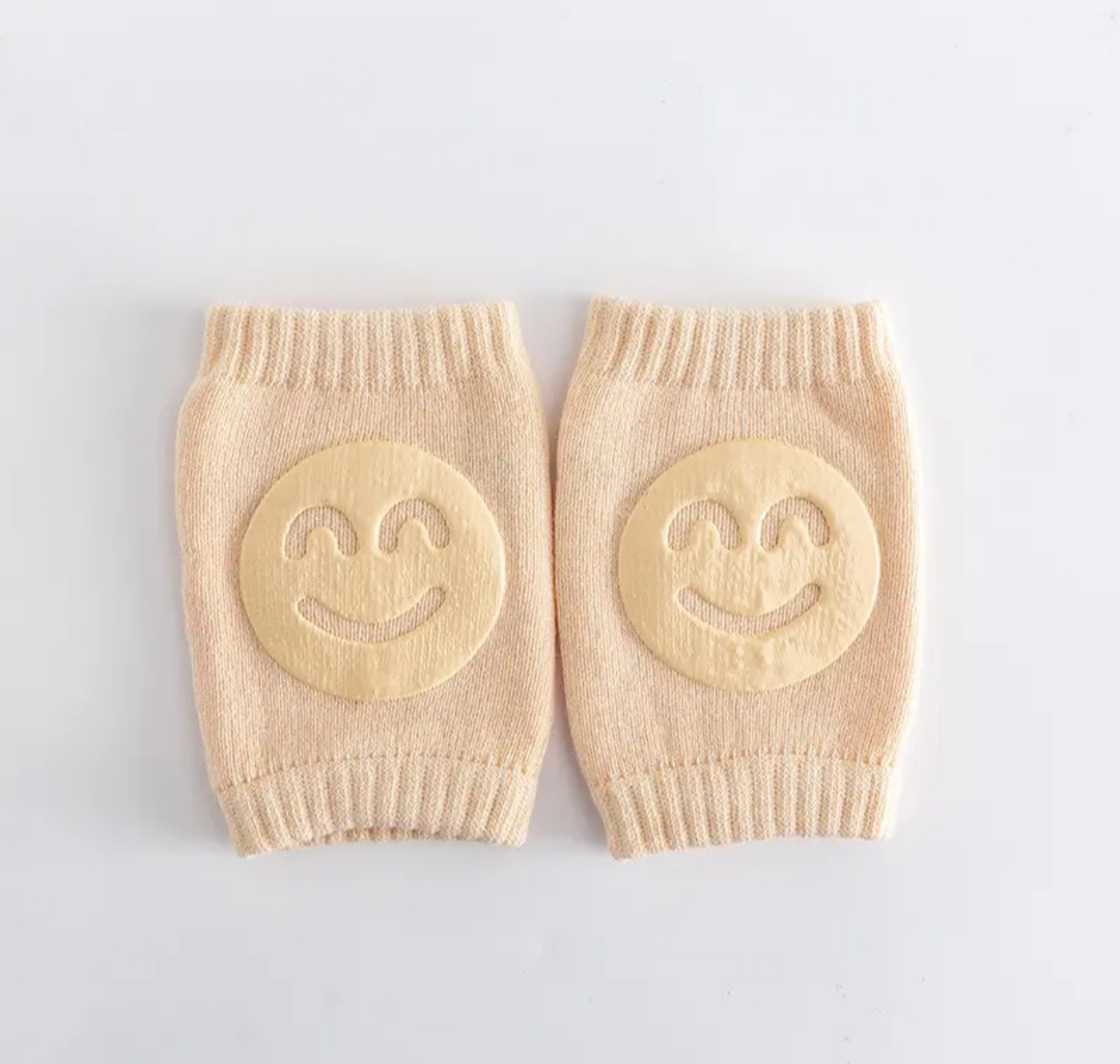 Baby Knee Pads - Soft Knitted with Smiley Face Design - photo 5
