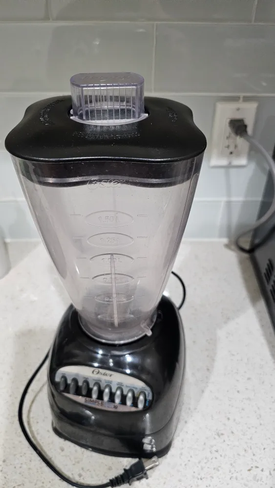 Oster SimpleBlend 10 Blender  💚 🥕🧡 image indicator(3)