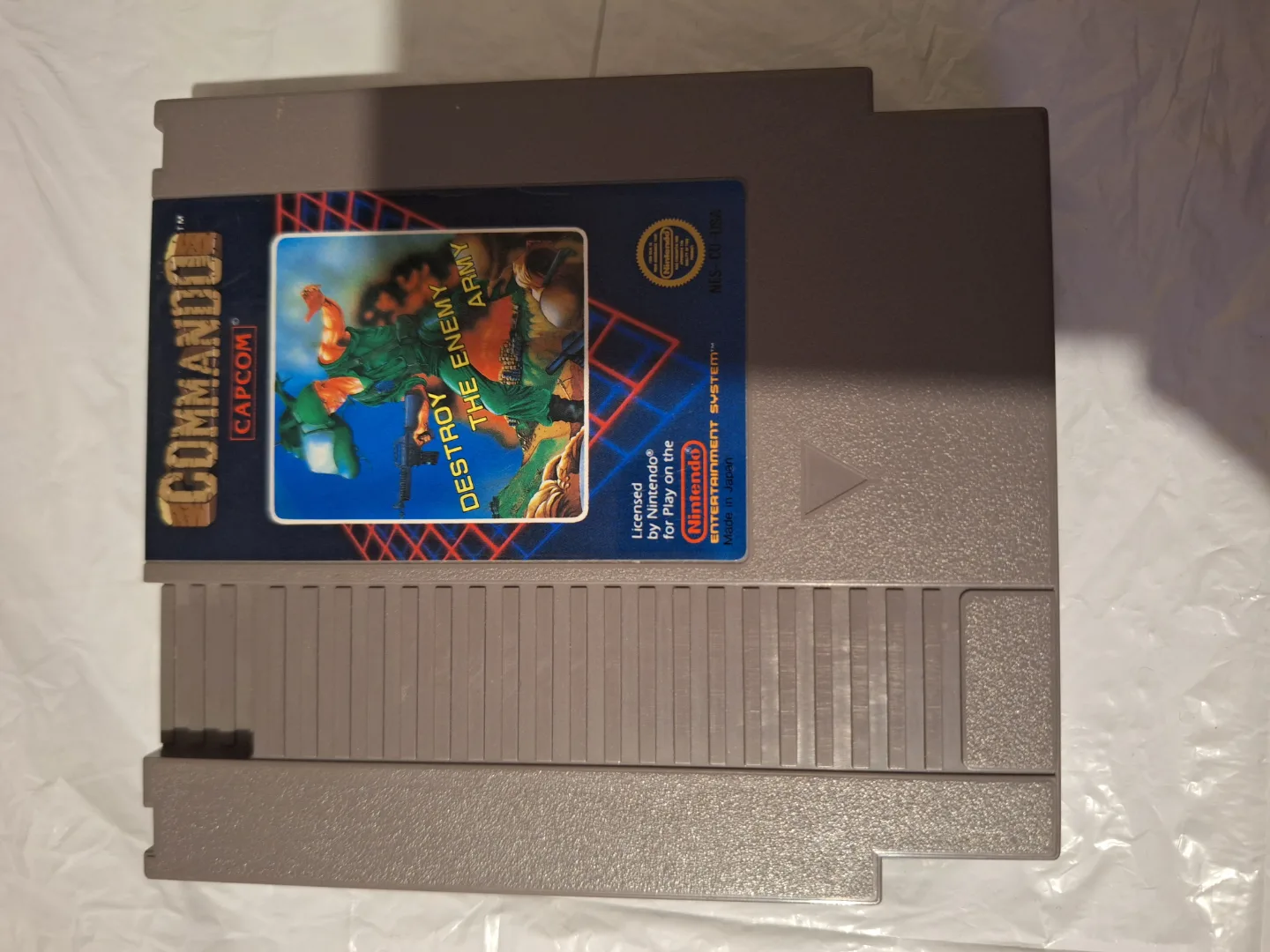 Vintage Commando NES Game Cartridge thumbnail