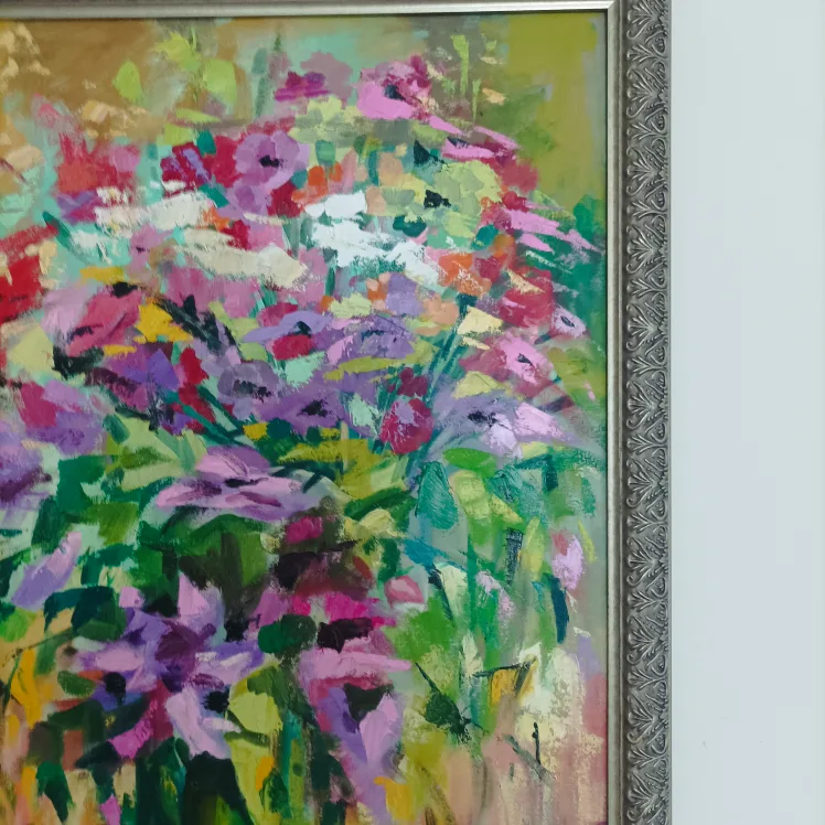 Vibrant Floral Oil Painting in Ornate Frame image indicator(6)