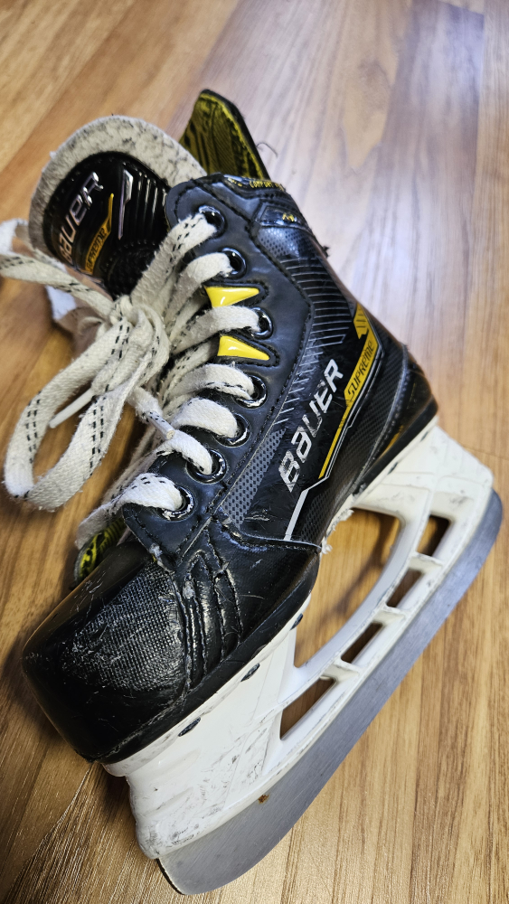 Bauer Supreme M4 Youth Ice Hockey Skates/Superfeet - Size 11 - photo 4