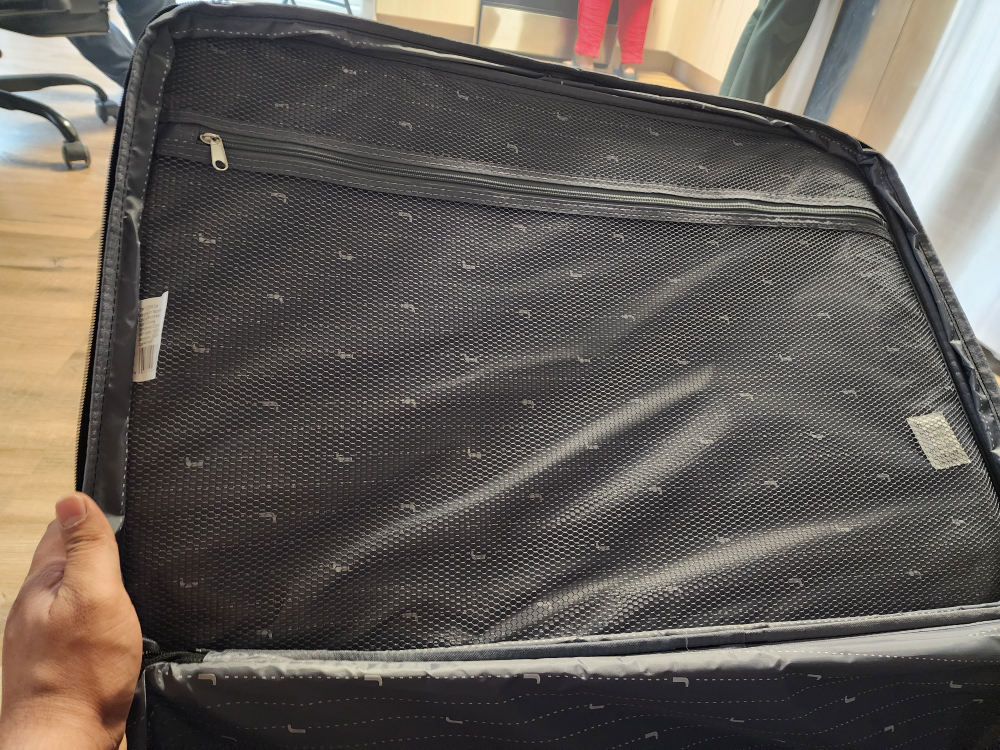 Brand New Jetstream Expandable Checked Luggage - photo 2
