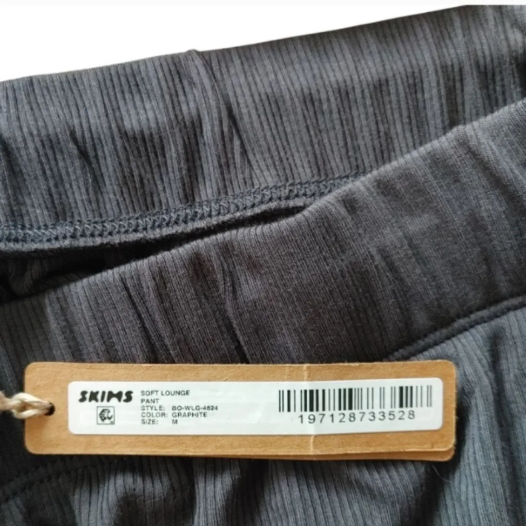 SKIMS Soft Lounge Pants image indicator(6)