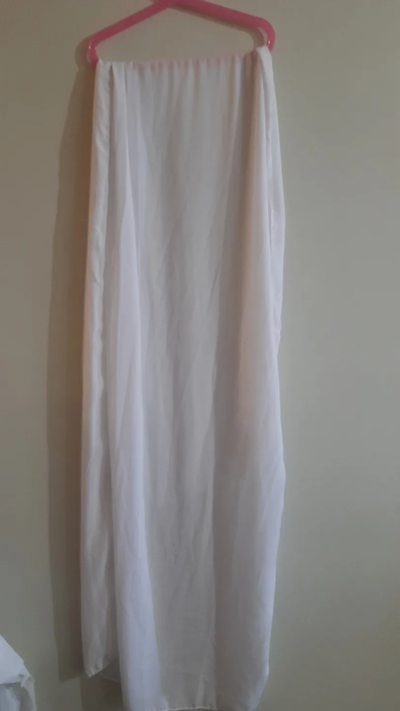 white large hijab/dupatta thumbnail