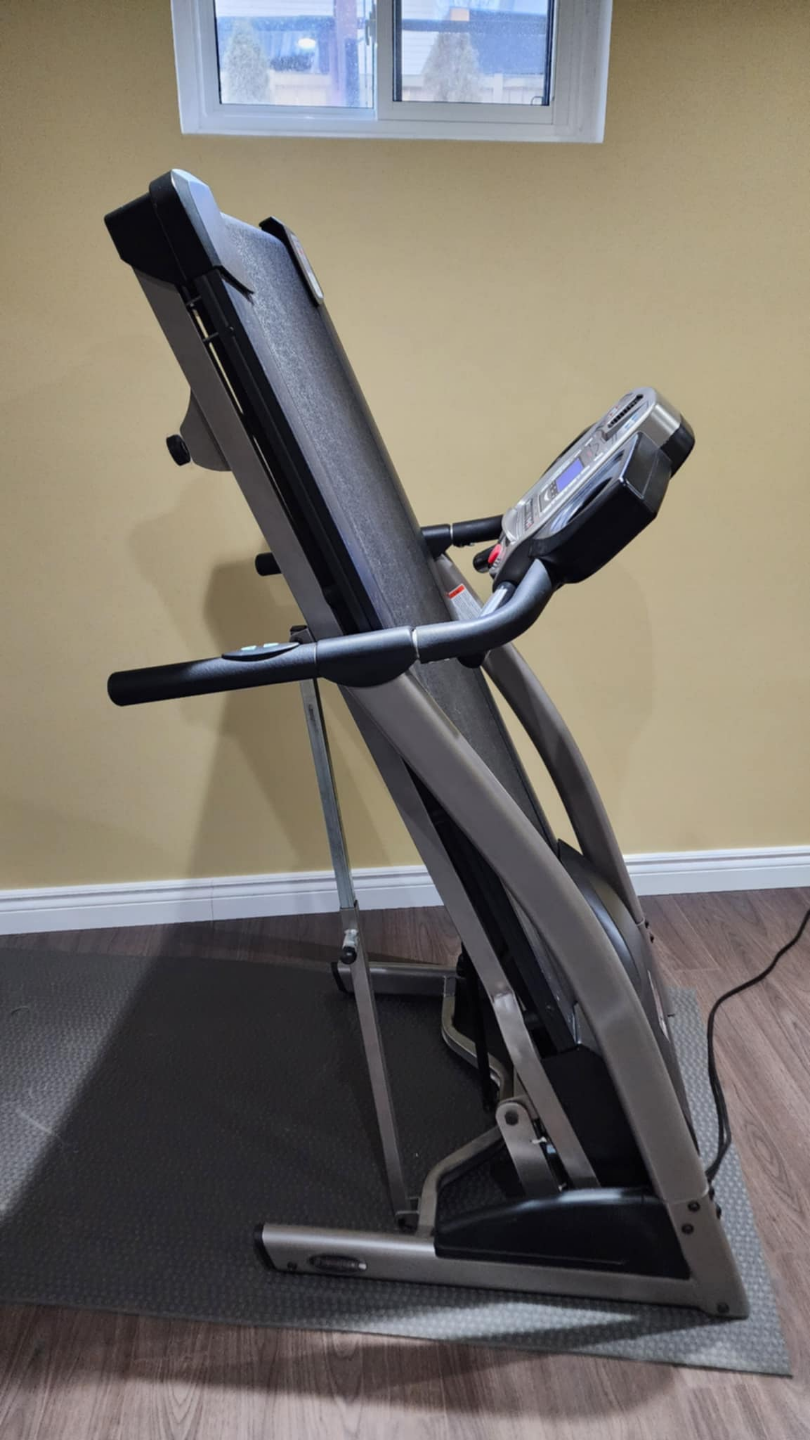 Freespirit Treadmill - Excellent Condition