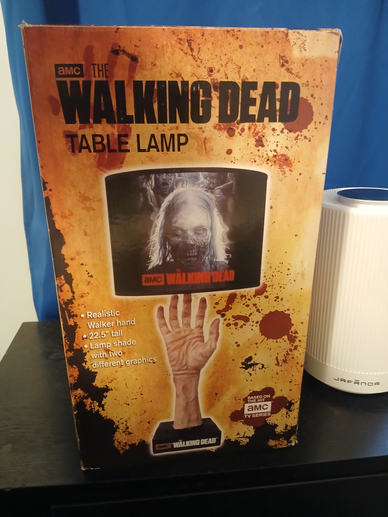 The Walking Dead Table Lamp - 22.5" Tall - photo 2