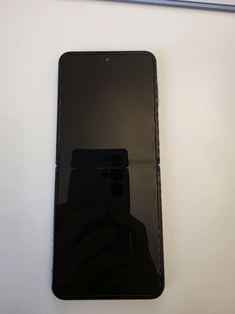 Samsung Galaxy Z Flip4 – Black, 512GB