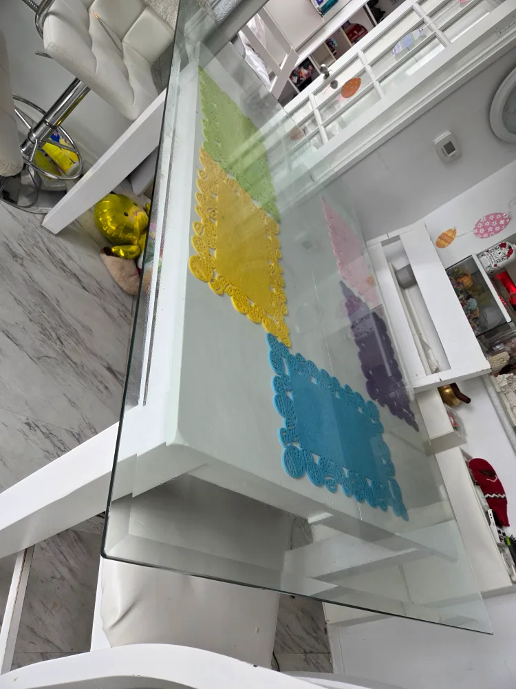 Glass-top for dining table image indicator(2)