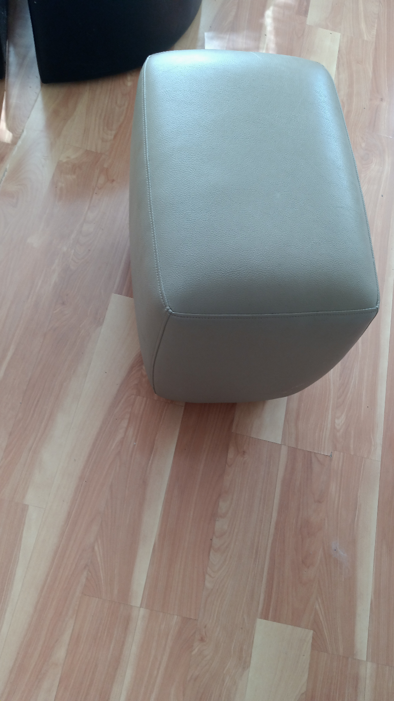 Beige Leather Ottoman - photo 2